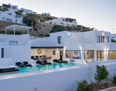 Villa Lazaros – With alfresco areas