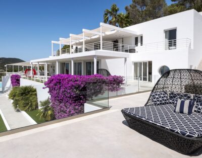 Villa Sa Serra – Idyllic beachfront property